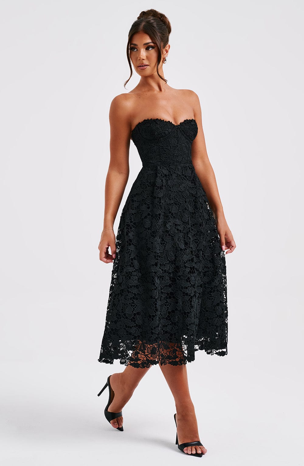 Flourenne Ishara Midi Dress in Black