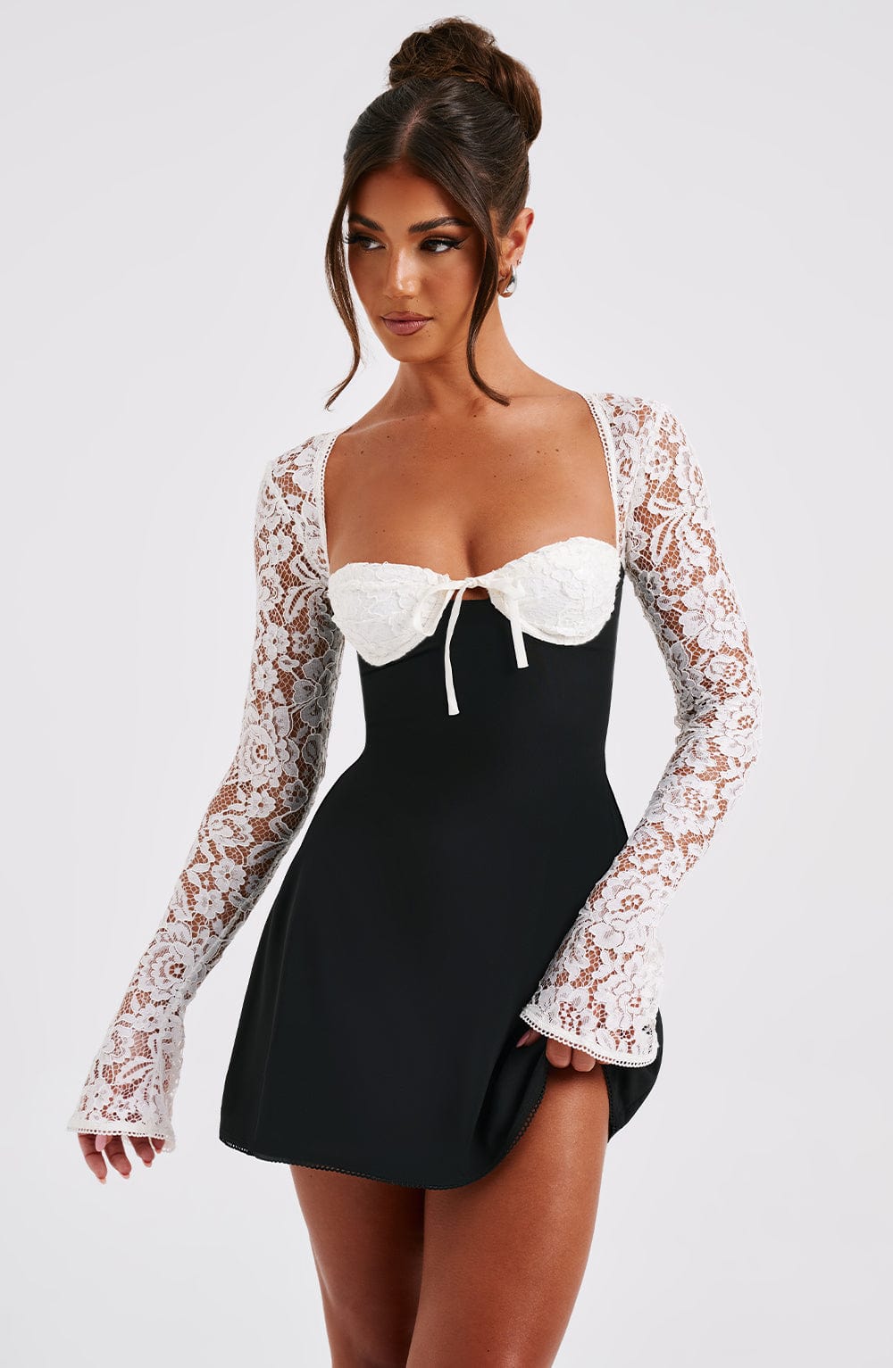 Flourenne Jacinthe Mini Dress in Black/White