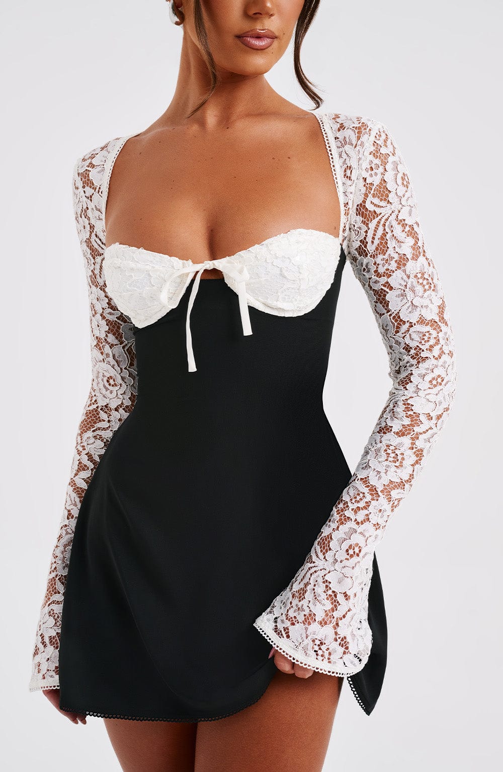 Flourenne Jacinthe Mini Dress in Black/White