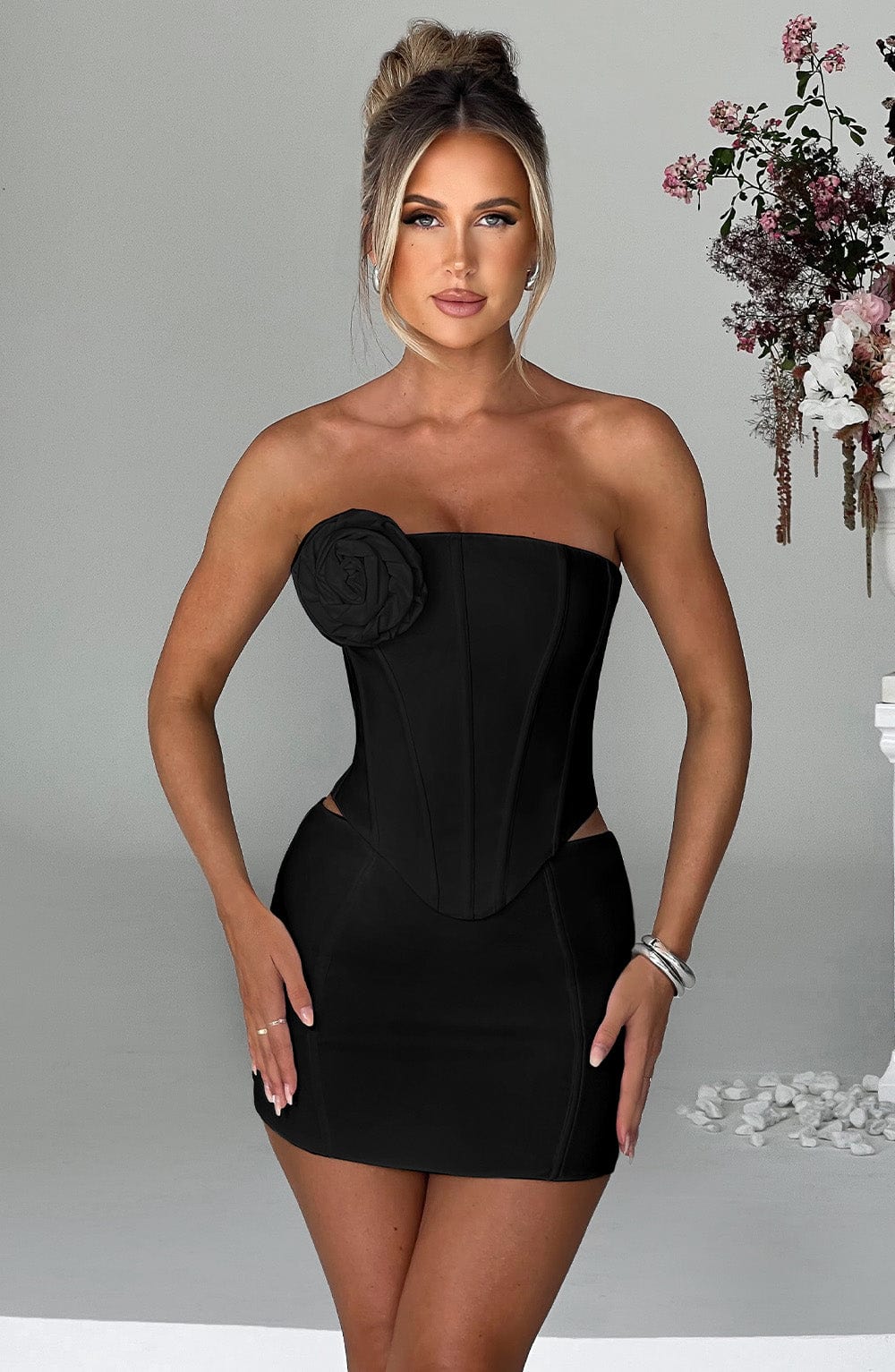 Flourenne Jacquia Mini Skirt in Black