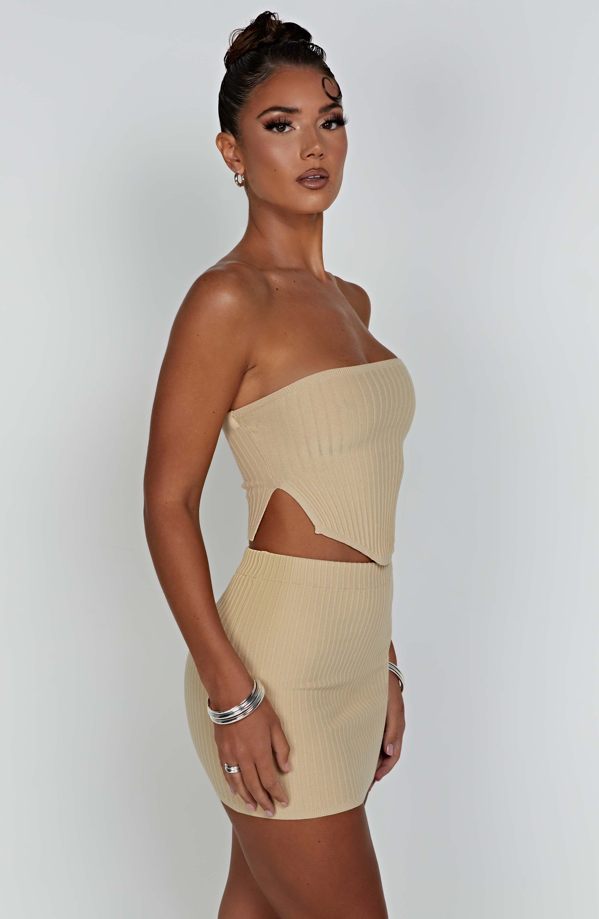Flourenne Jazlyn Mini Skirt in Beige