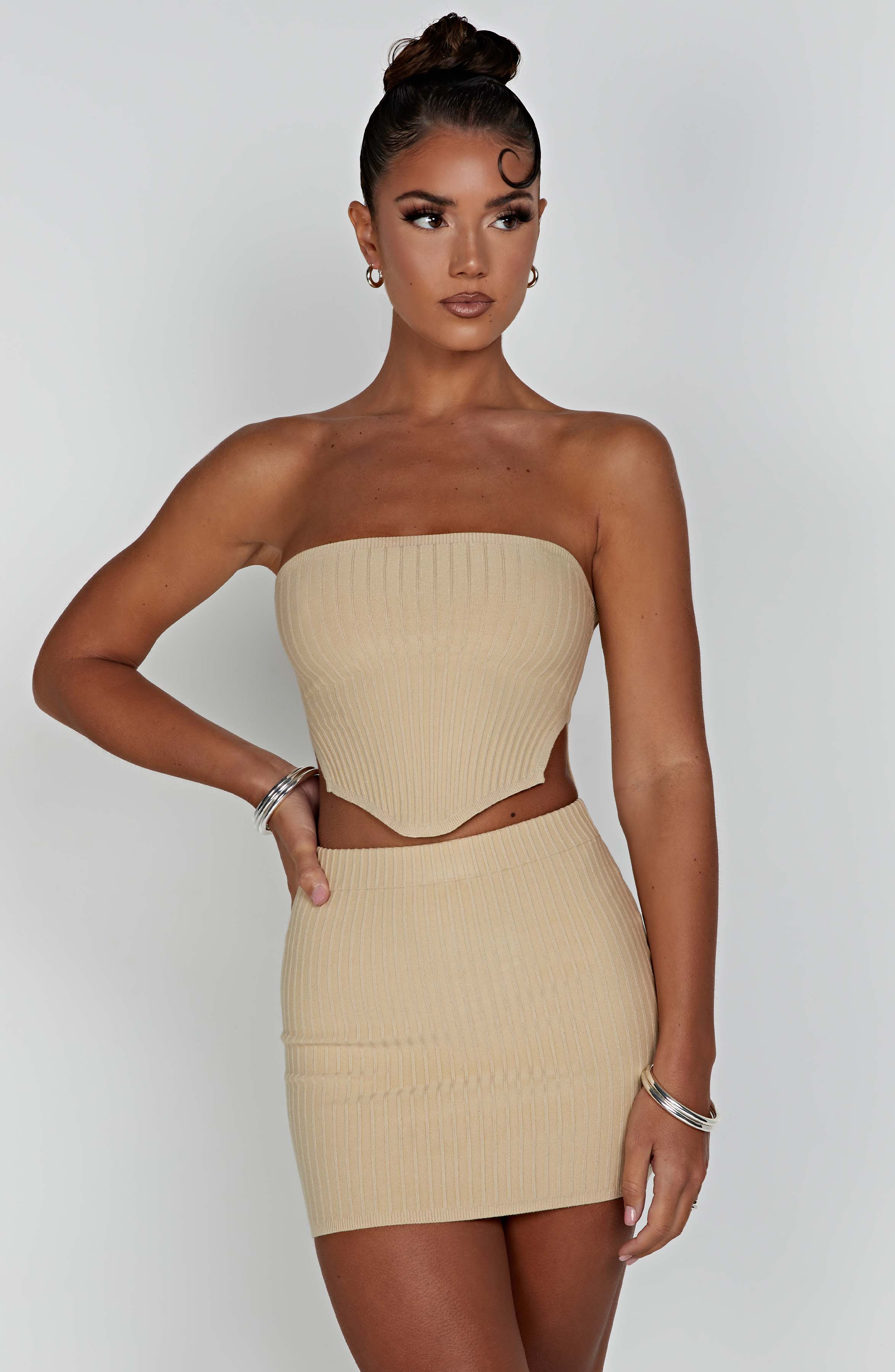 Flourenne Jazlyn Mini Skirt in Beige