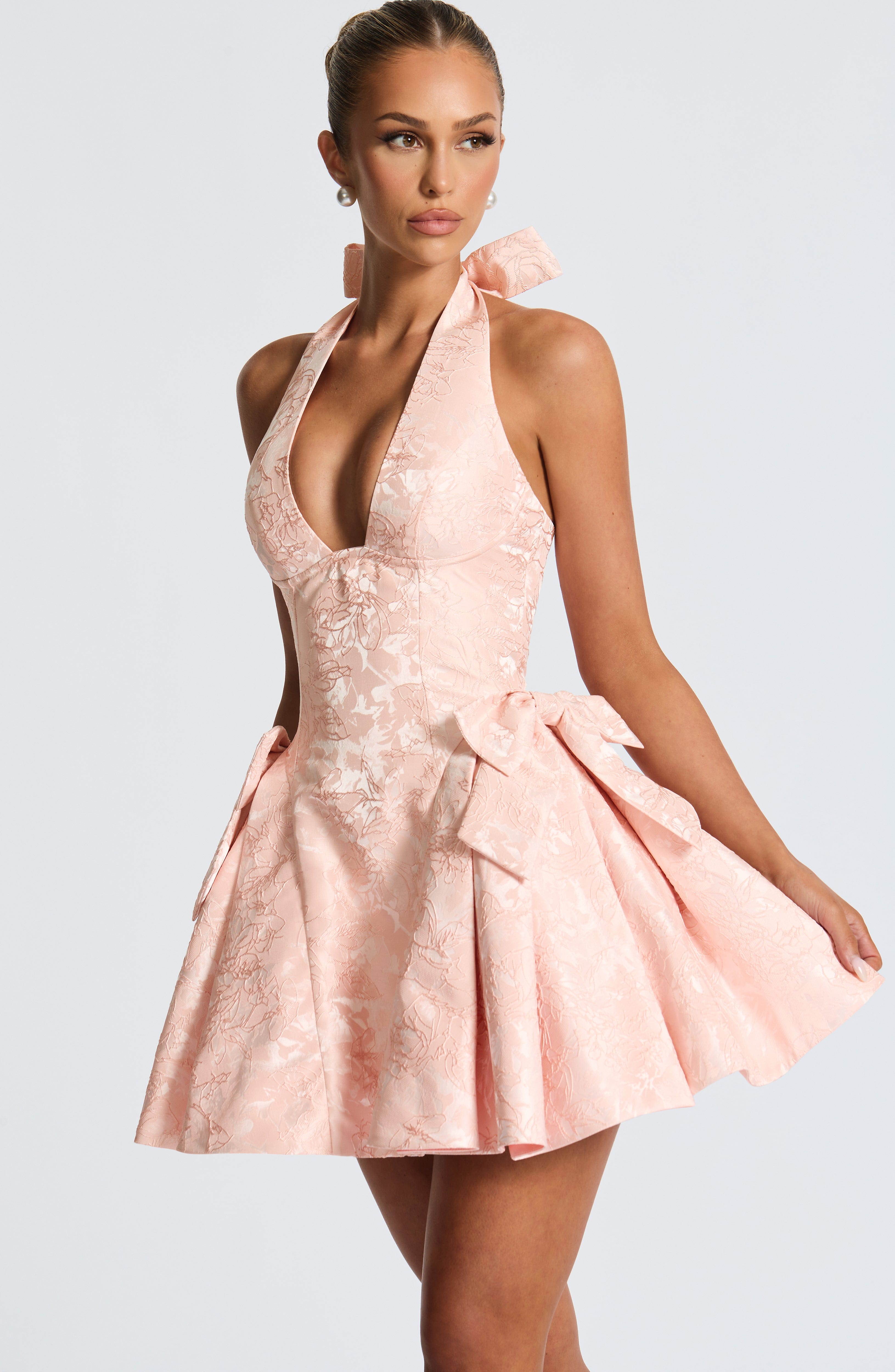 Flourenne Jocelle Mini Dress in Soft Peach