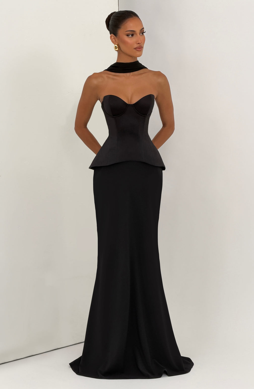 Flourenne Kaiana Maxi Skirt in Black