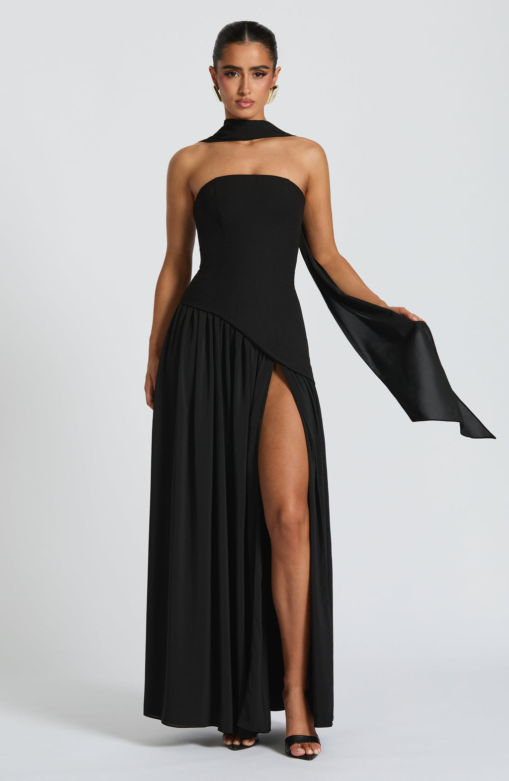 Flourenne Maliyana Maxi Dress in Black