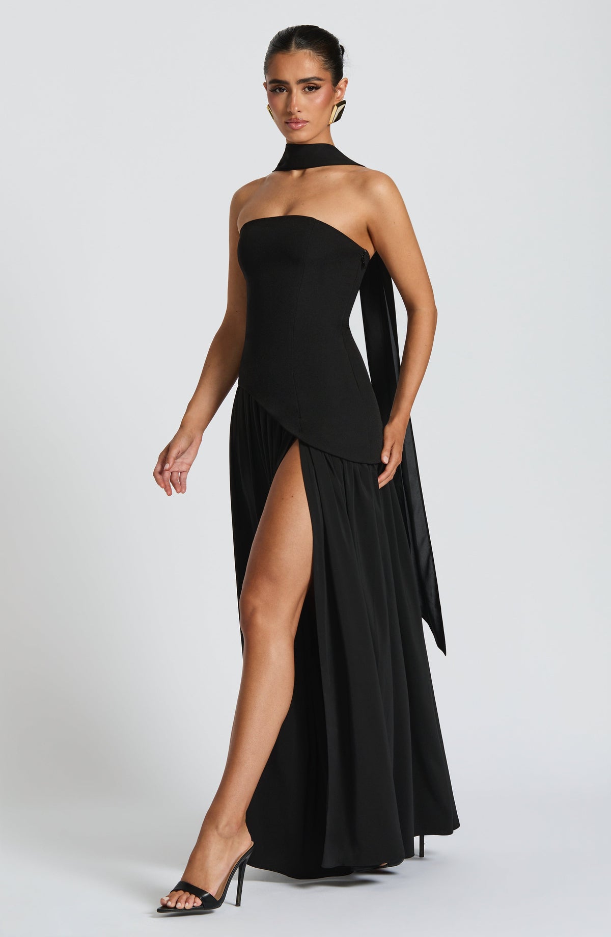 Flourenne Maliyana Maxi Dress in Black