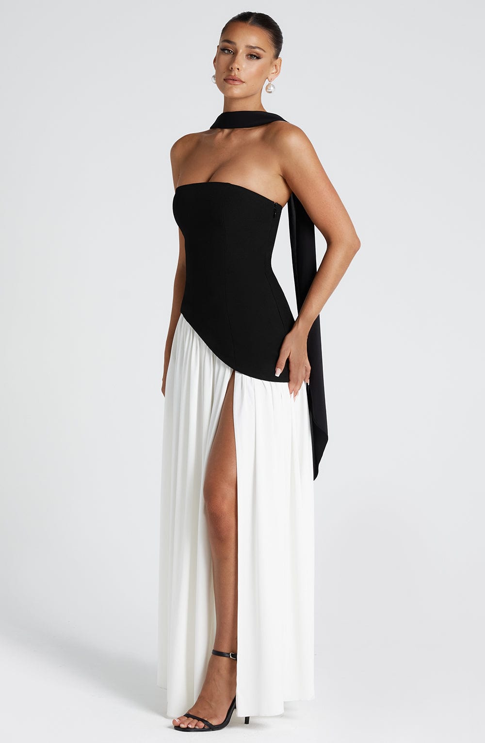 Flourenne Maliyana Maxi Dress in Black/White