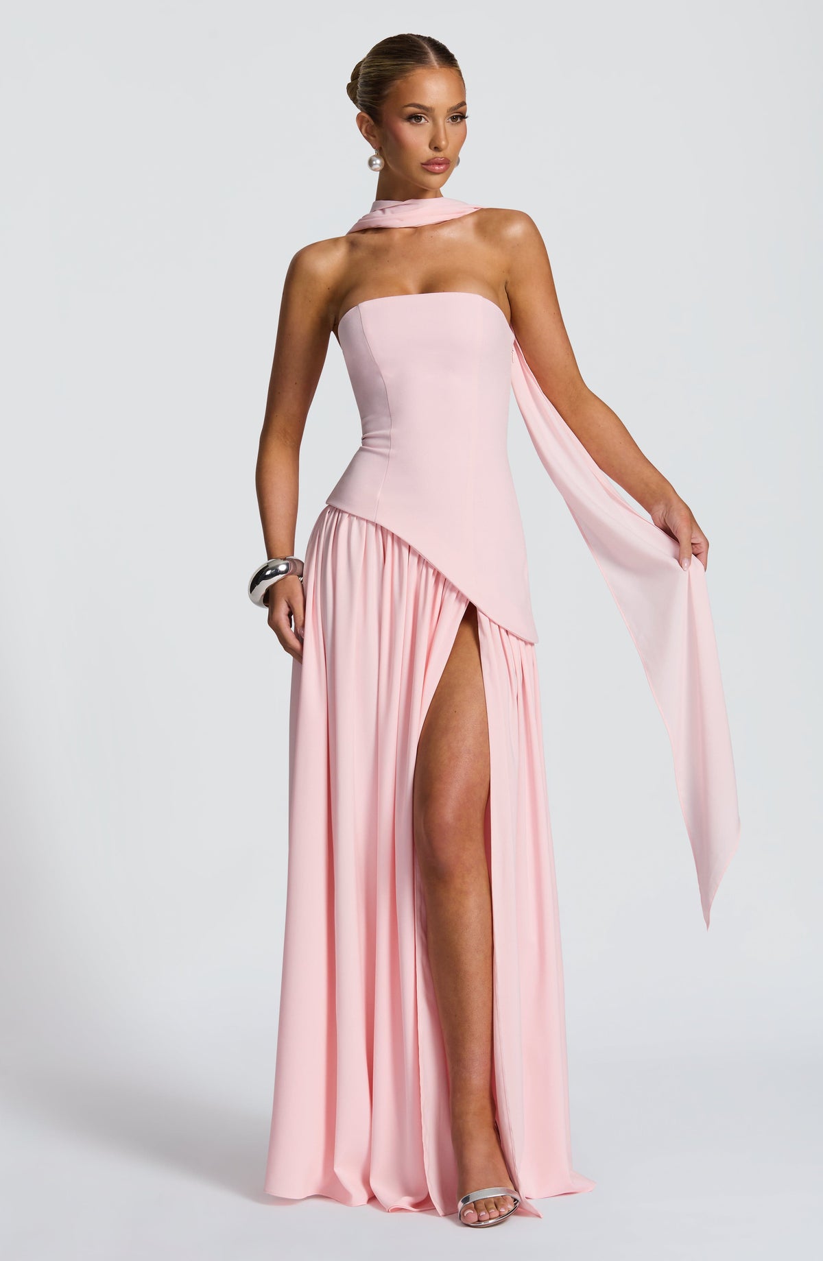 Flourenne Maliyana Maxi Dress in Blush