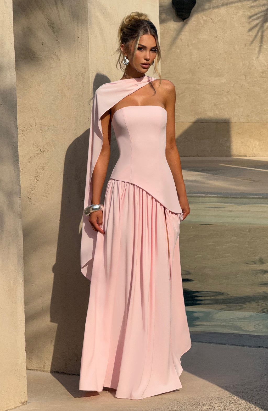 Flourenne Maliyana Maxi Dress in Blush