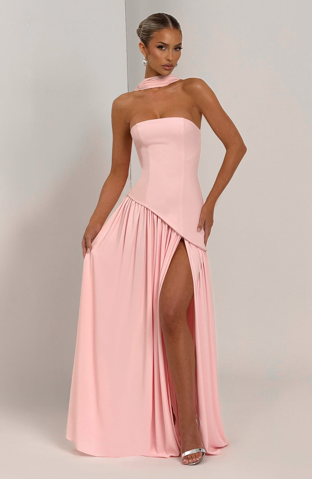 Flourenne Maliyana Maxi Dress in Blush