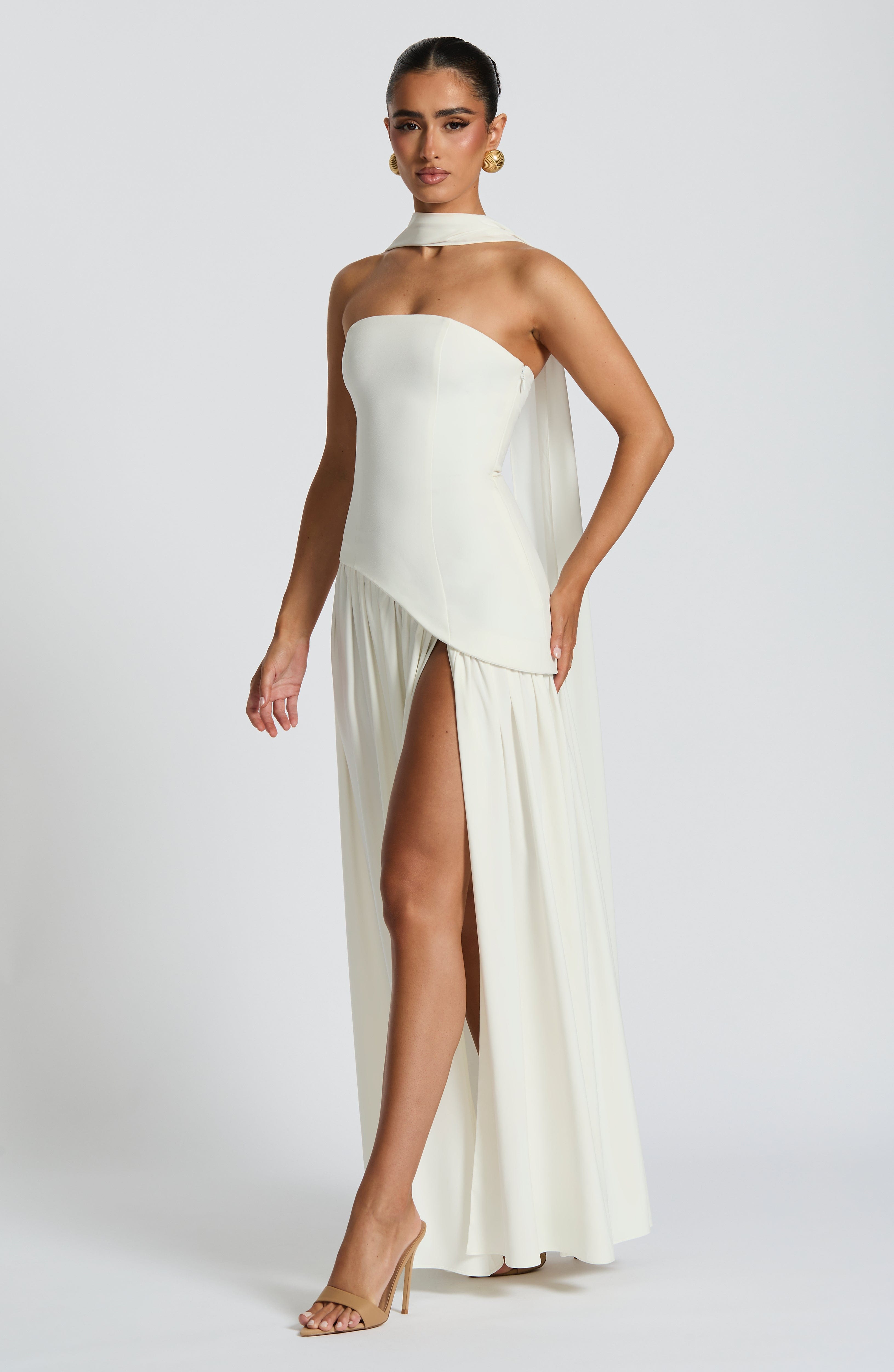 Flourenne Maliyana Maxi Dress in Ivory
