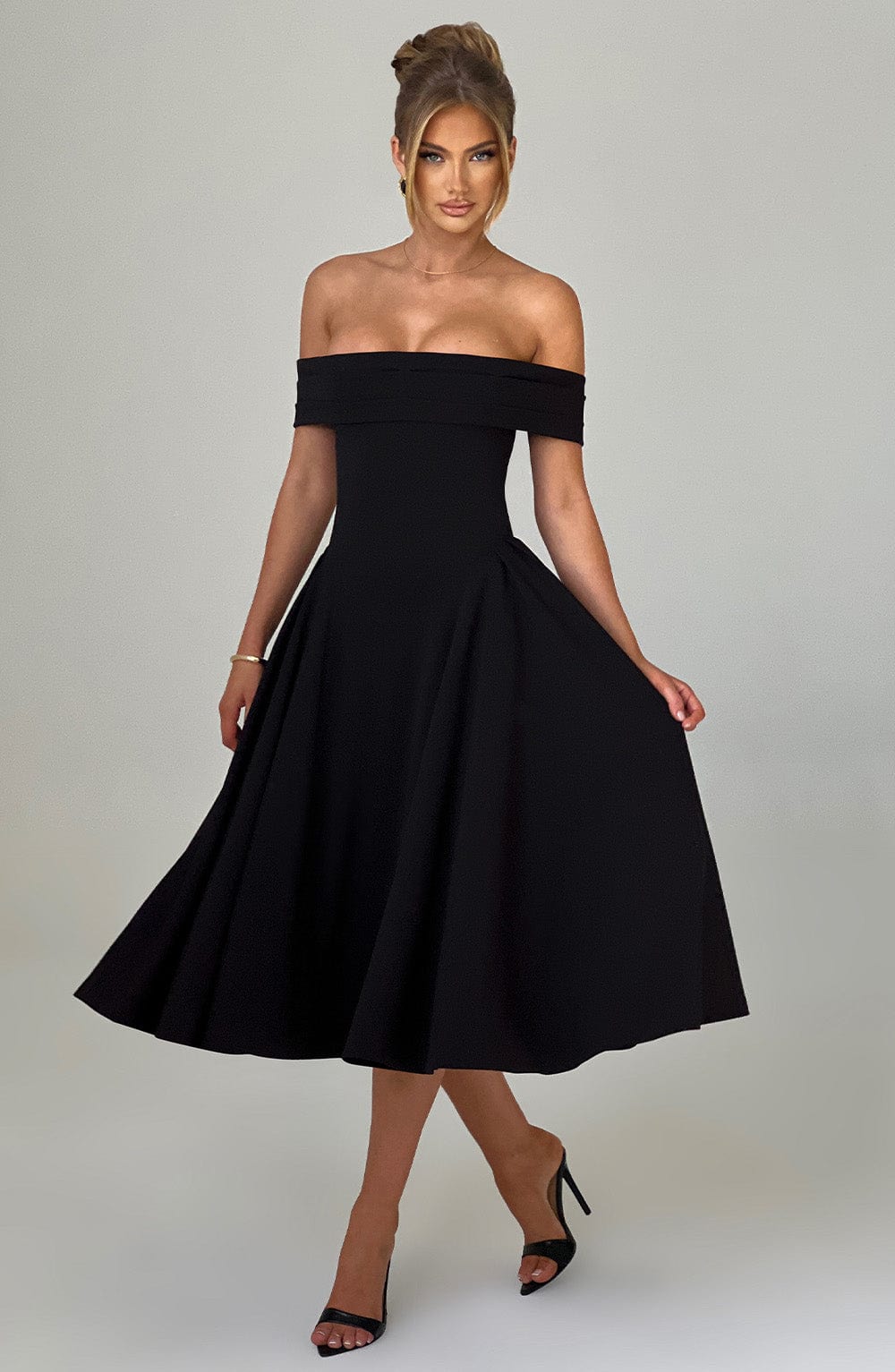 Flourenne Marinda Midi Dress in Black