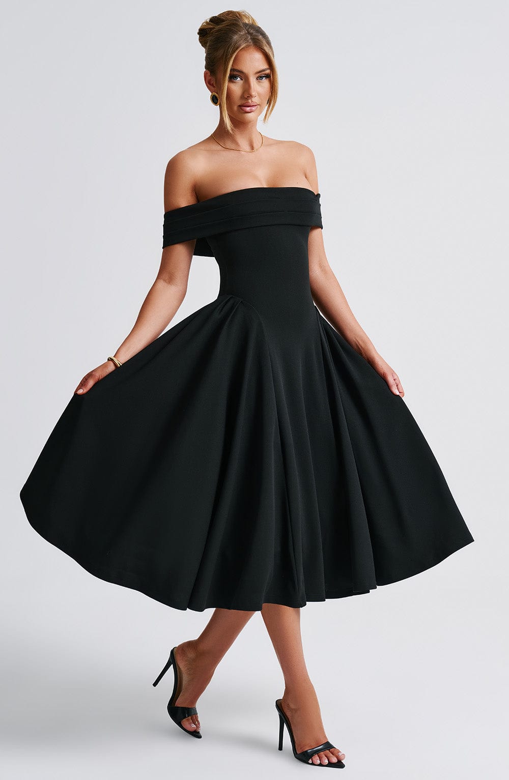Flourenne Marinda Midi Dress in Black