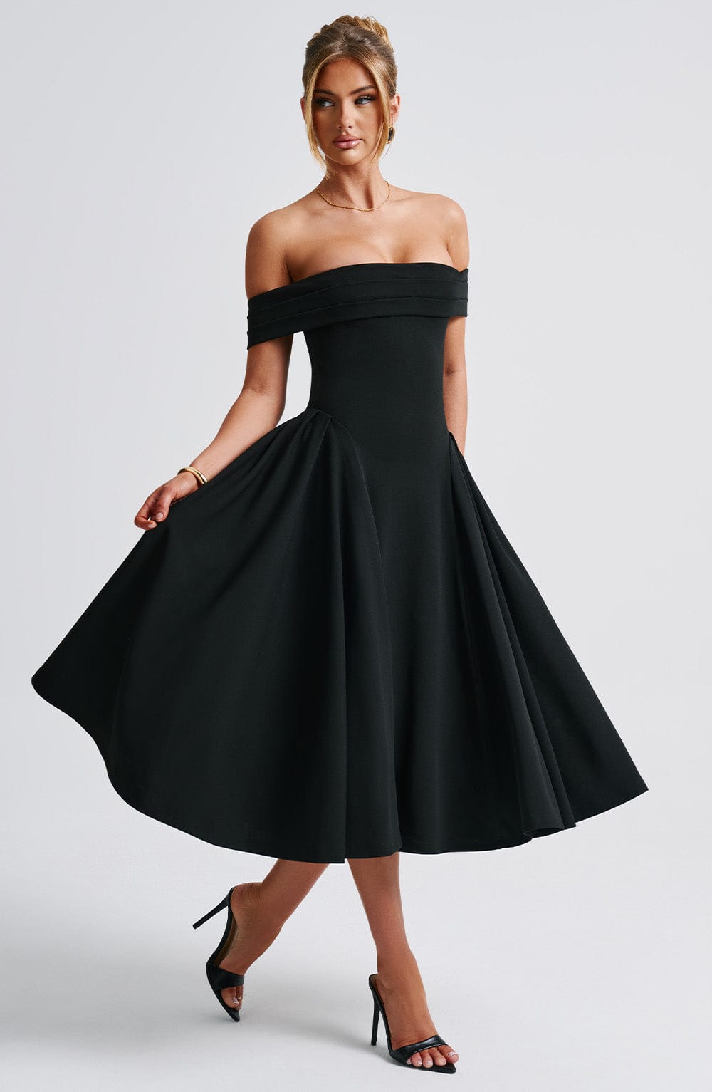 Flourenne Marinda Midi Dress in Black