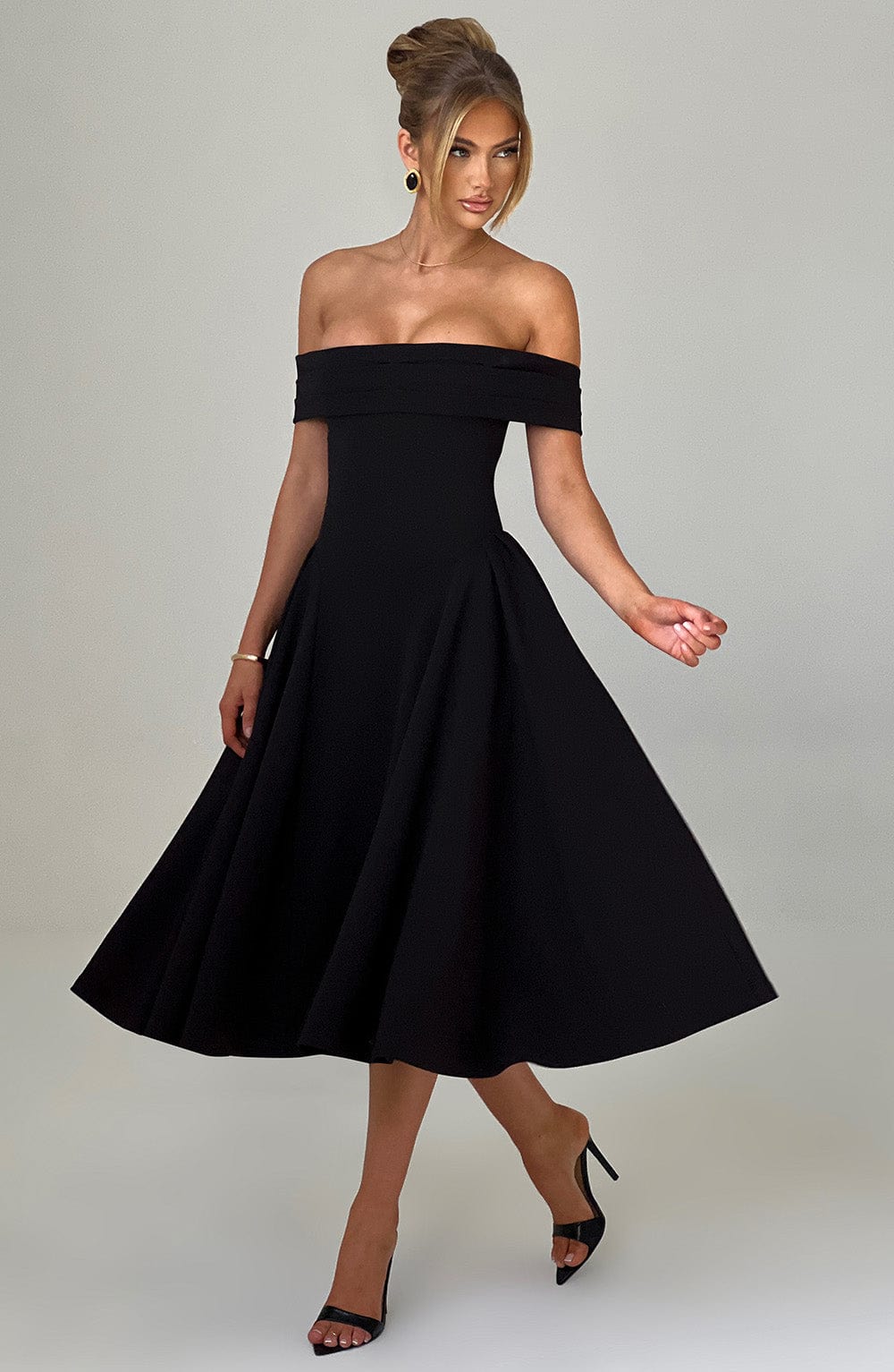 Flourenne Marinda Midi Dress in Black