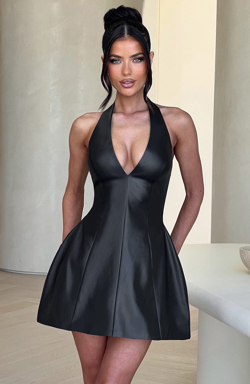 Flourenne Missia Mini Dress in Black