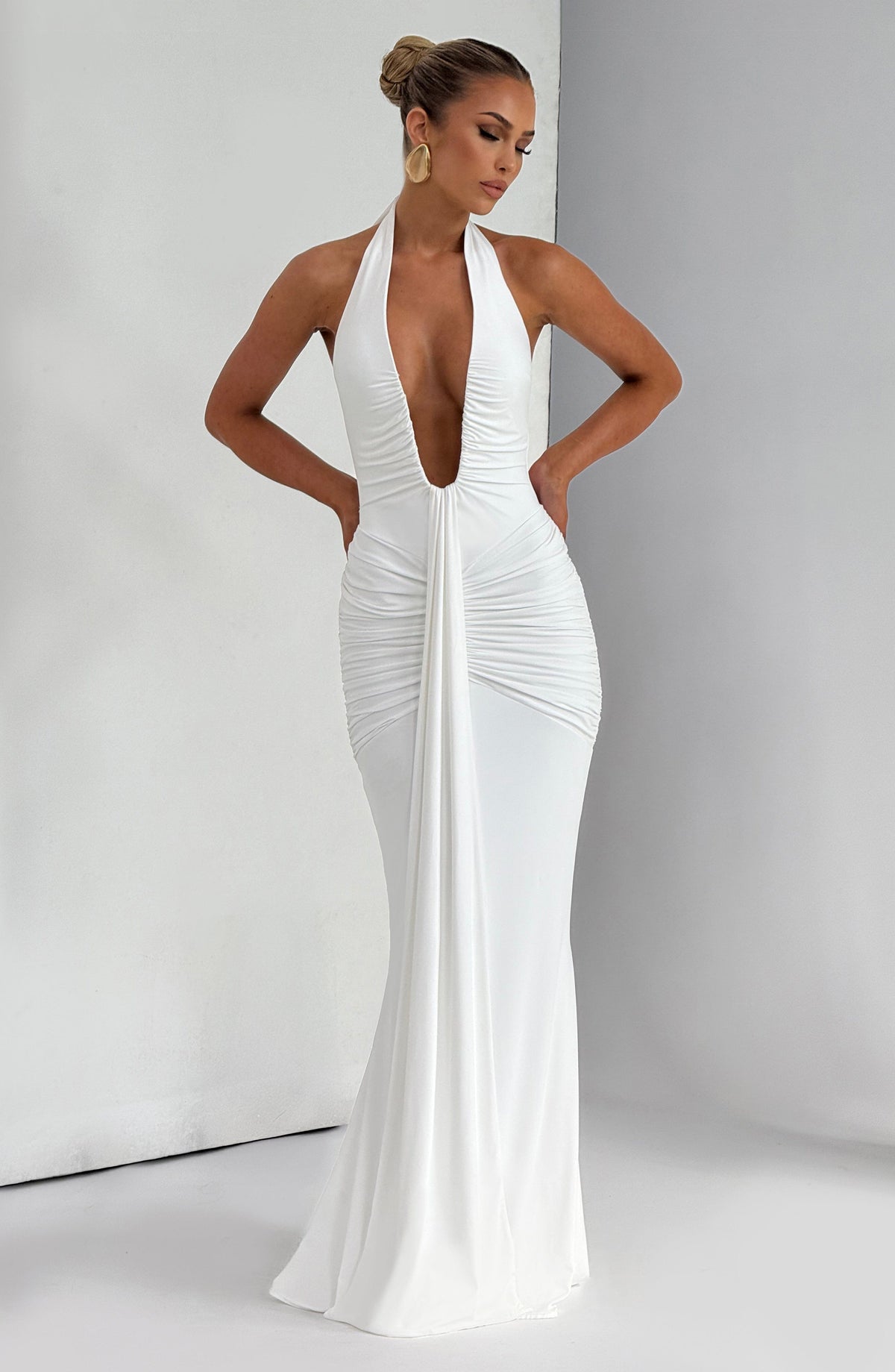 Flourenne Rosetti Maxi Dress in White