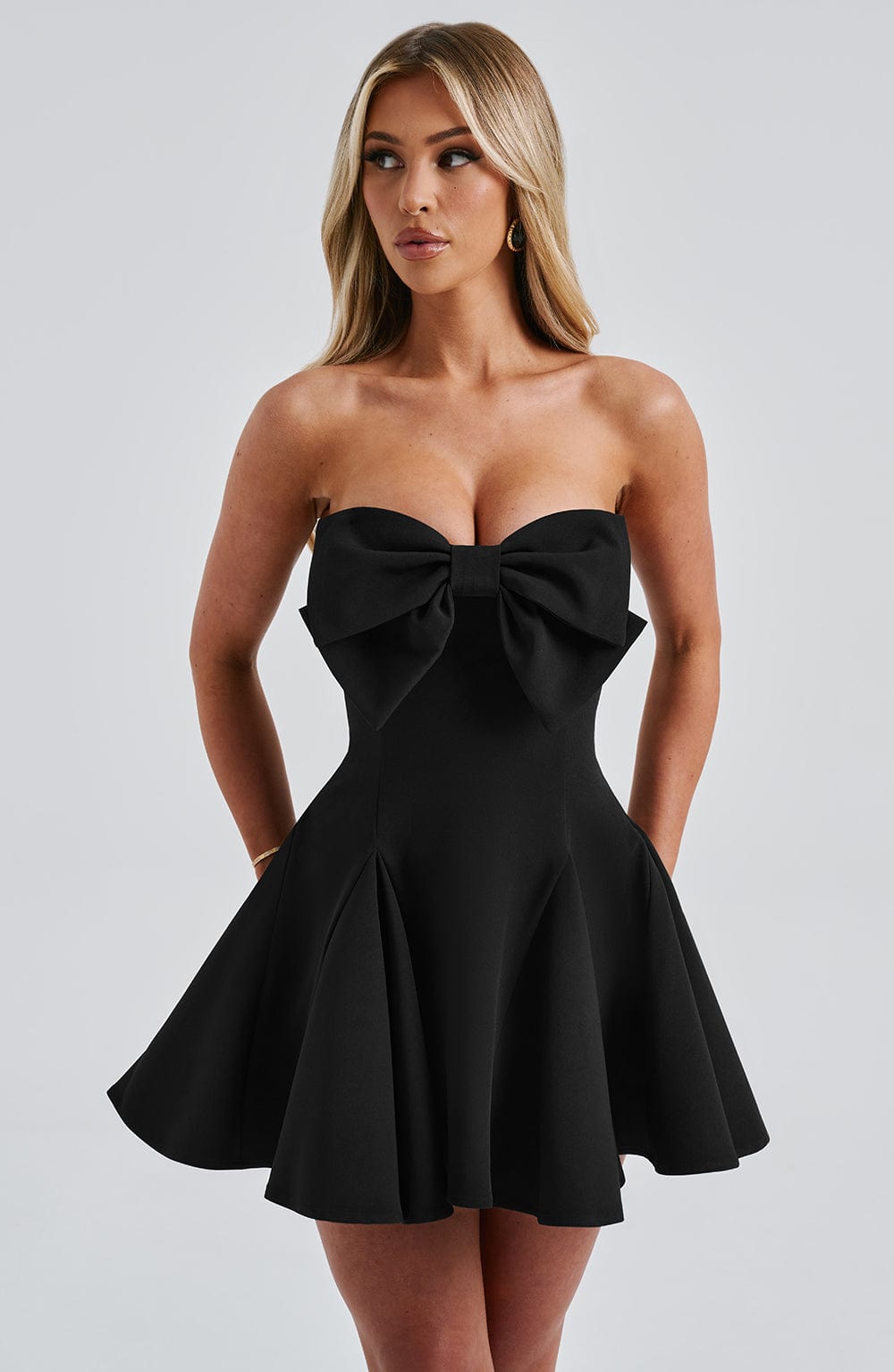 Flourenne Rubina Playsuit in Black