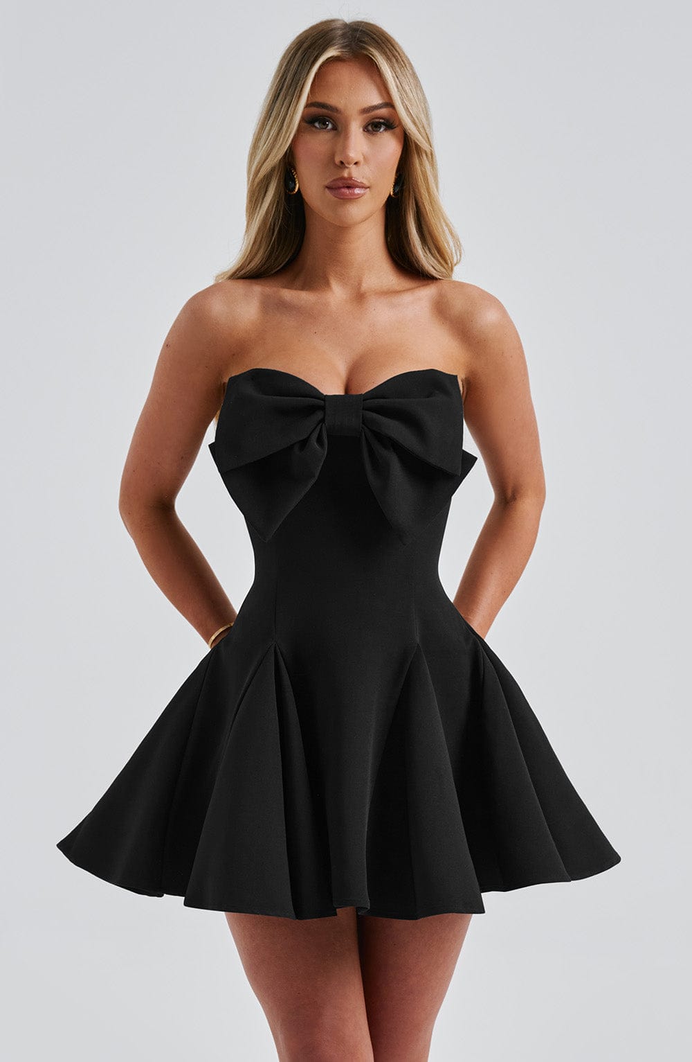Flourenne Rubina Playsuit in Black