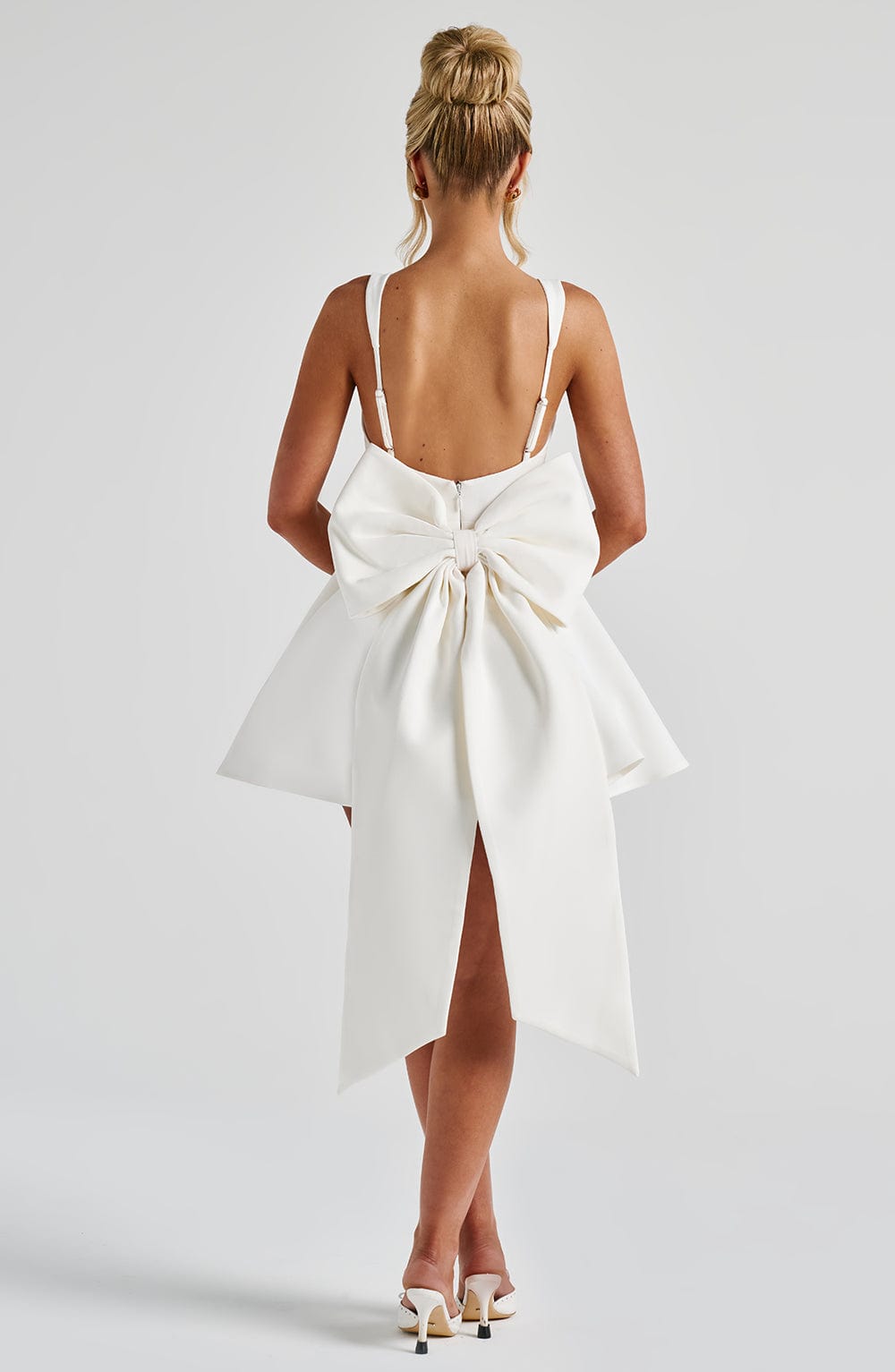 Flourenne Ruella Mini Dress in Ivory