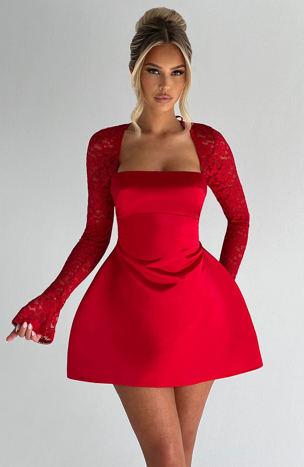 Flourenne Sadira Mini Dress in Red