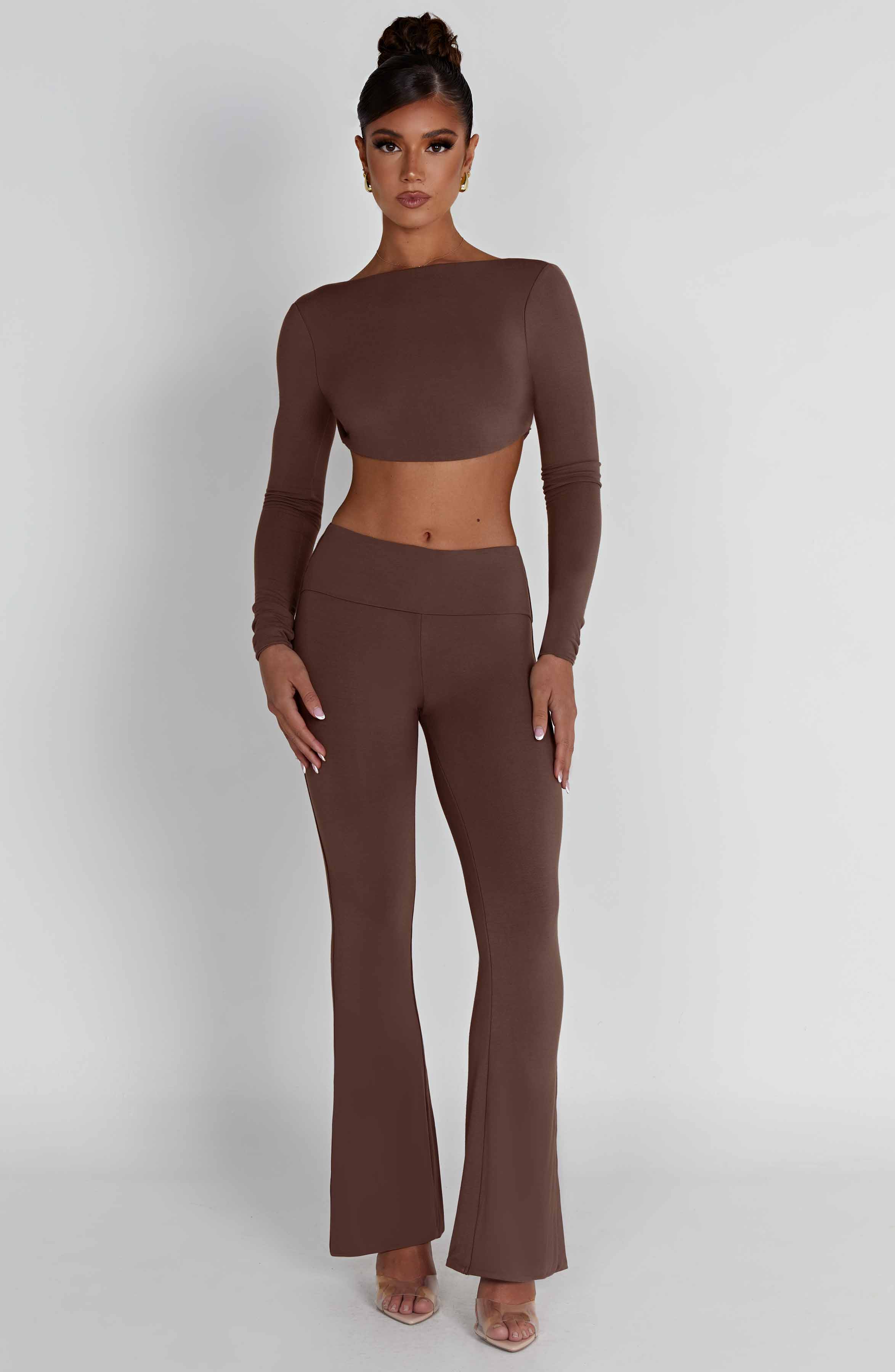 Flourenne Sahrelle Top in Chocolate