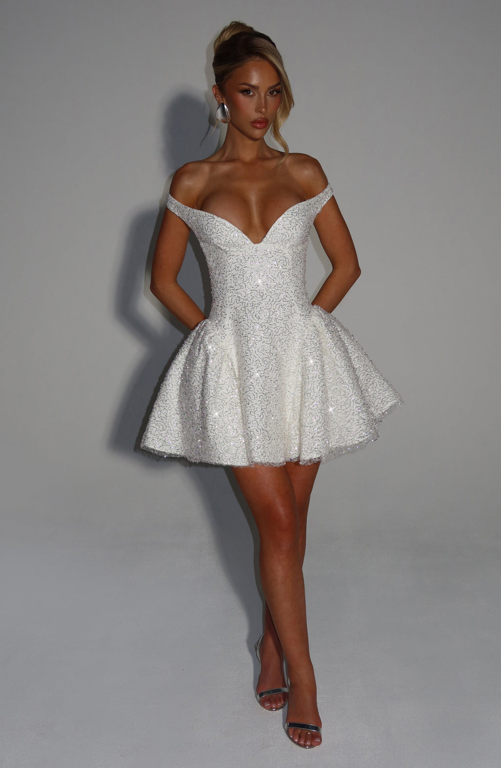 Flourenne Saphyra Mini Dress in Ivory