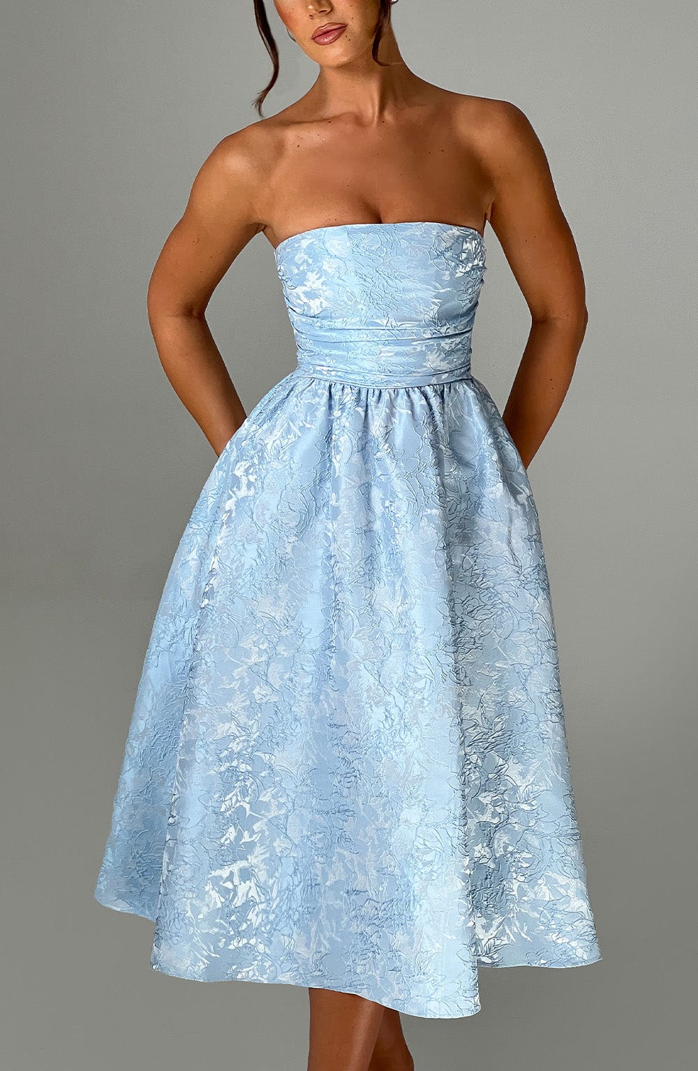 Flourenne Sorcha Midi Dress in Blue