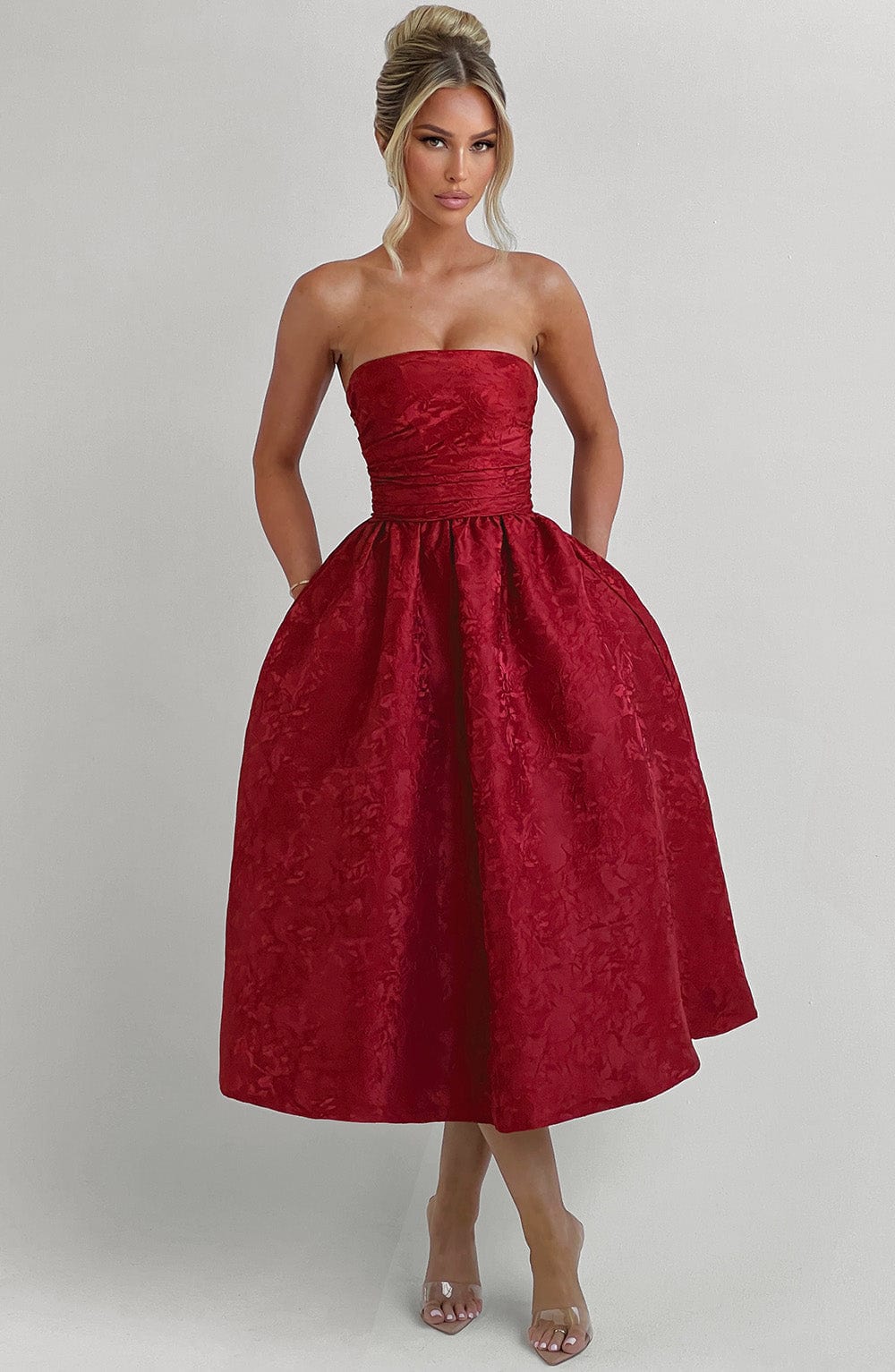 Flourenne Sorcha Midi Dress in Red