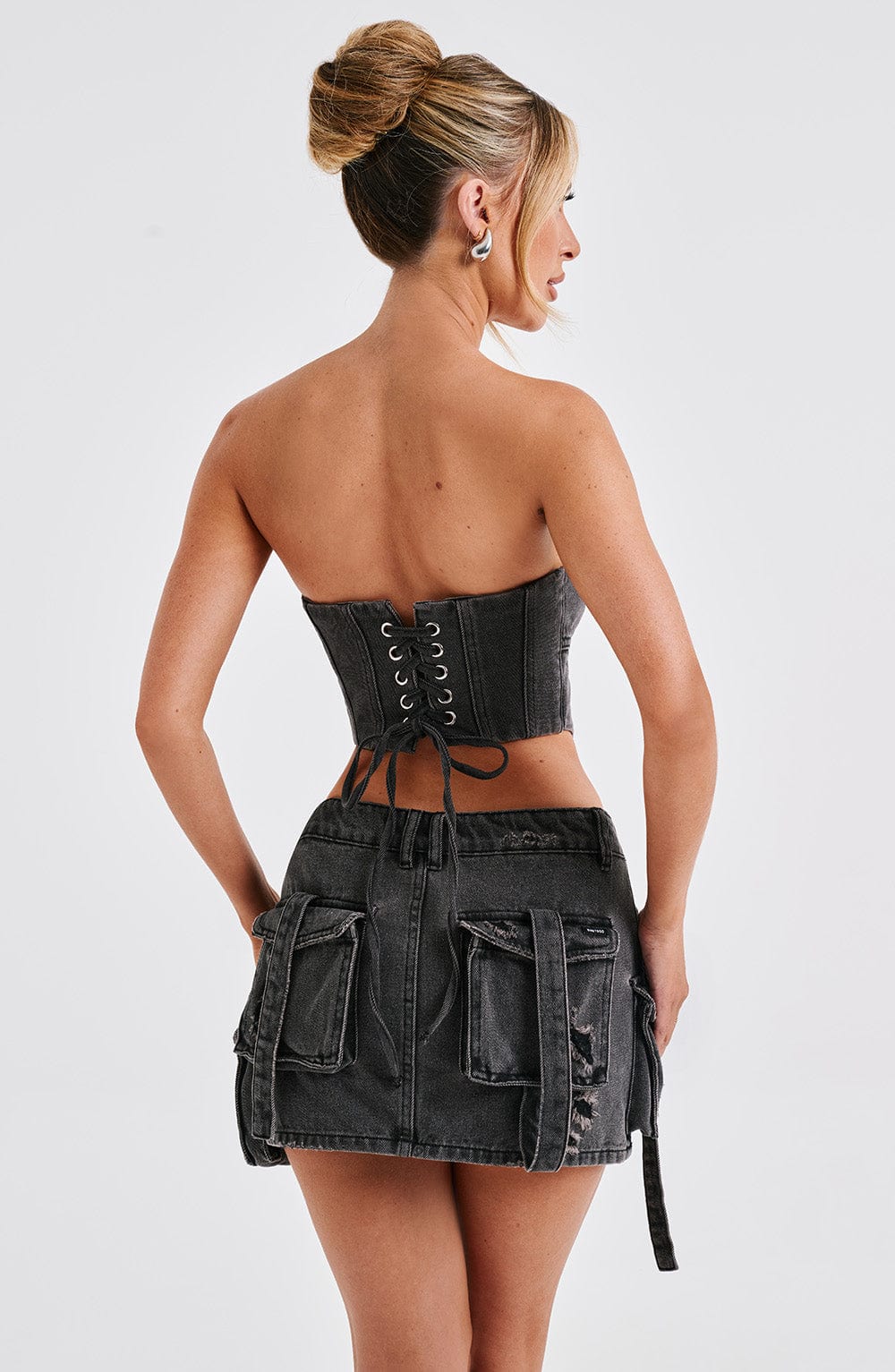 Flourenne Yasira Corset in Black