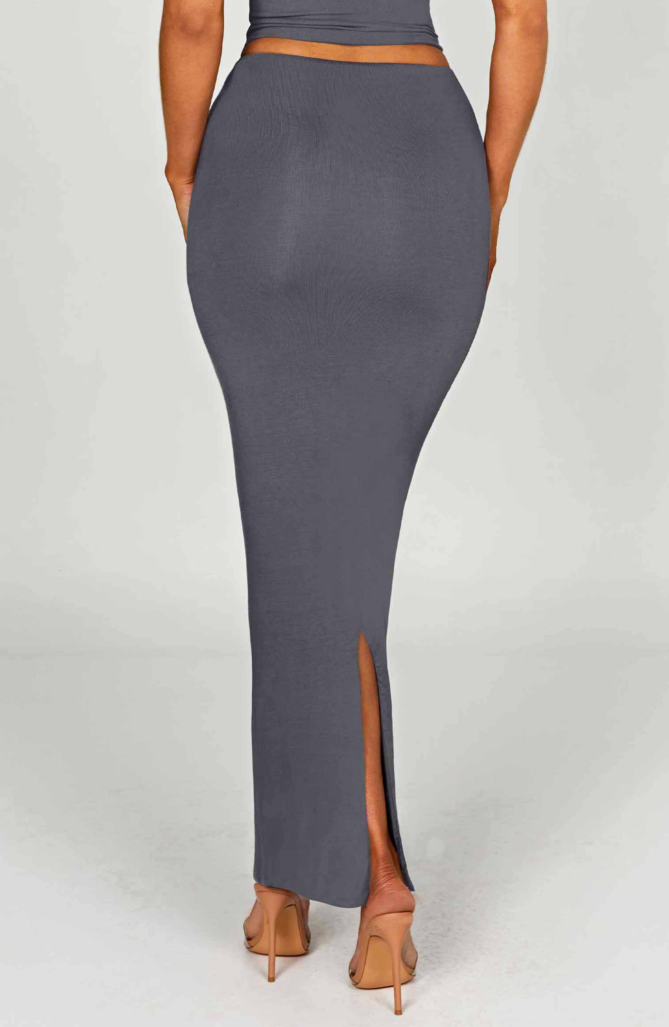 Flourenne Yazlin Maxi Skirt in Charcoal