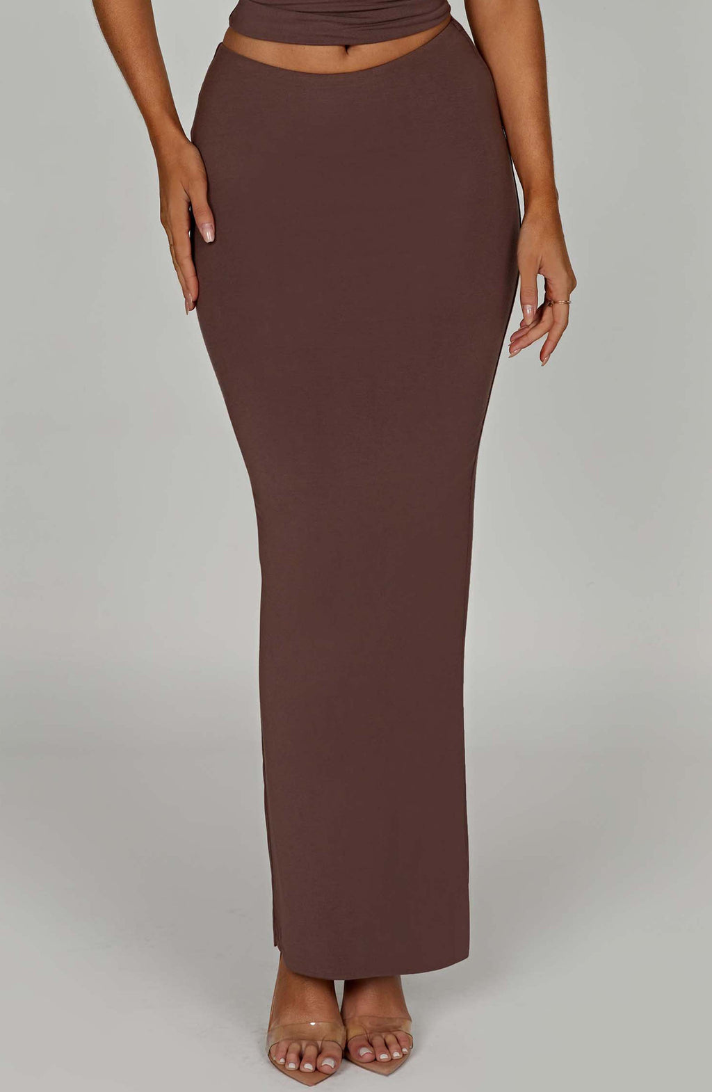 Flourenne Yazlin Maxi Skirt in Chocolate