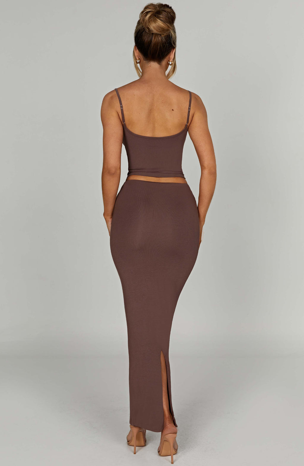 Flourenne Yazlin Maxi Skirt in Chocolate