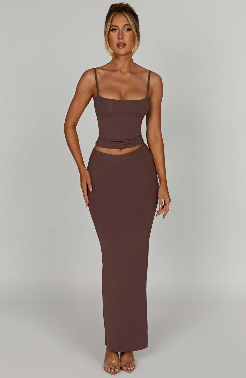 Flourenne Yazlin Maxi Skirt in Chocolate