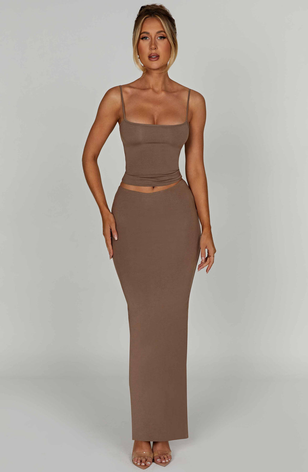 Flourenne Yazlin Maxi Skirt in Mocha