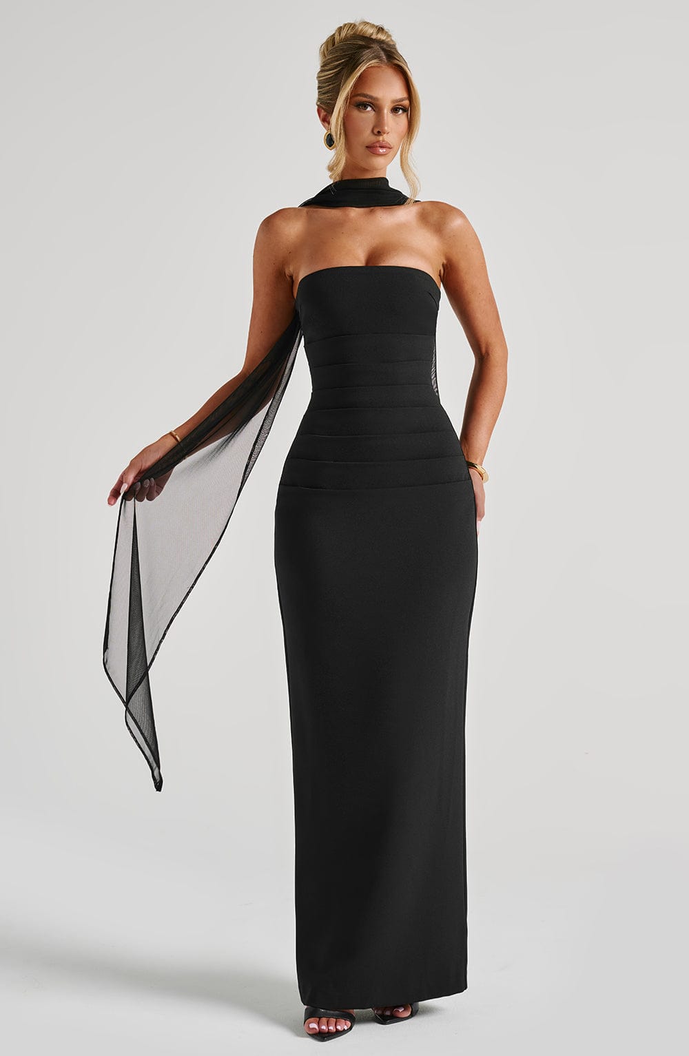 Flourenne Yuliana Maxi Dress in Black
