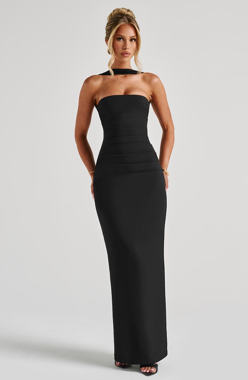 Flourenne Yuliana Maxi Dress in Black
